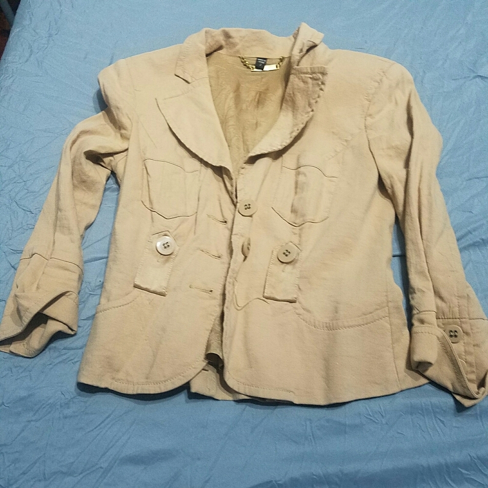 BEBE BEIGE BLAZER